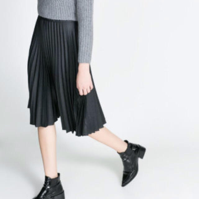 ZARA(ザラ)のザラ プリーツスカート レディースのスカート(ひざ丈スカート)の商品写真