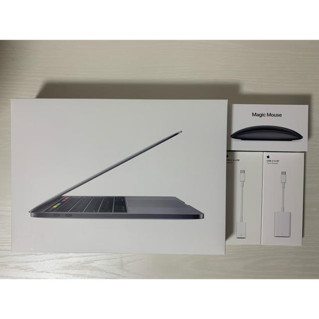 MacBook Pro 2018 13インチTouch BarとTouch ID