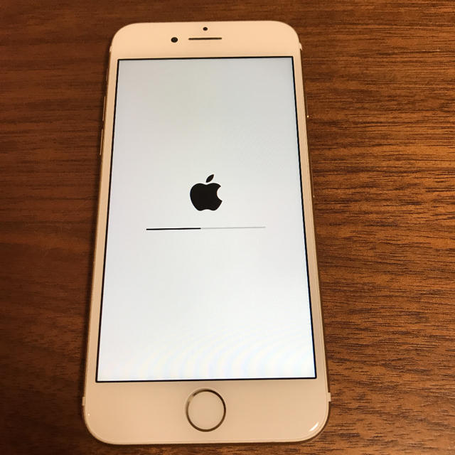 【週末限定セール】iPhone 7 Gold 128 GB SIMフリー