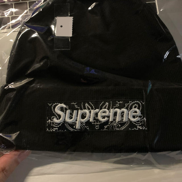 Supreme(シュプリーム)のsupreme box logo ビーニー メンズの帽子(ニット帽/ビーニー)の商品写真