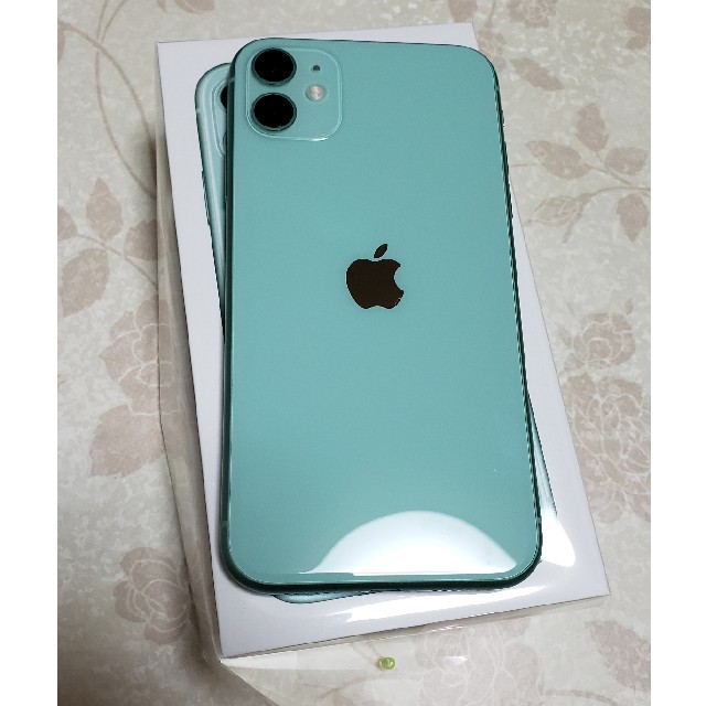 Apple(アップル)のiPhone 11 green  simフリー スマホ/家電/カメラのスマートフォン/携帯電話(スマートフォン本体)の商品写真