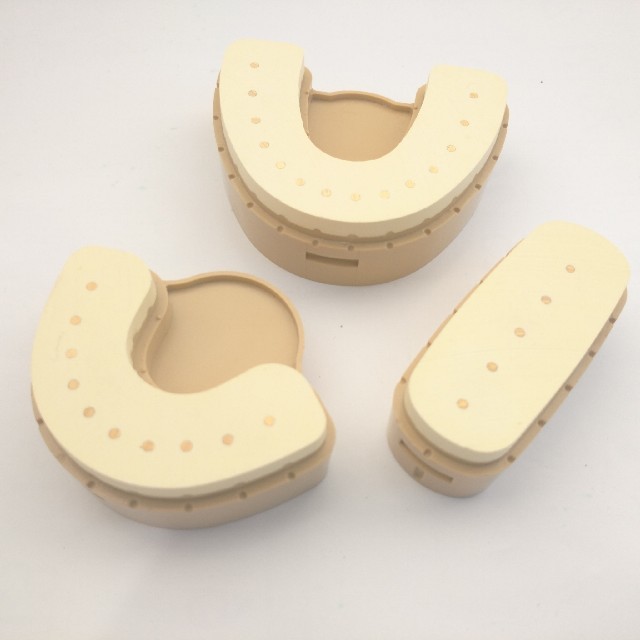 歯科技工 模型器材 モデルカップ32個