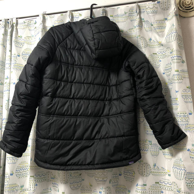 patagonia(パタゴニア)のパタゴニア アウター キッズ/ベビー/マタニティのキッズ服女の子用(90cm~)(ジャケット/上着)の商品写真