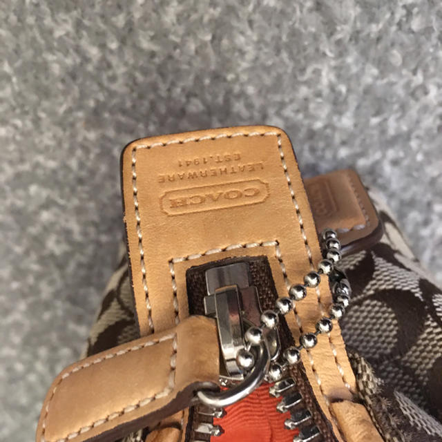 COACH(コーチ)のコーチポーチ レディースのファッション小物(ポーチ)の商品写真