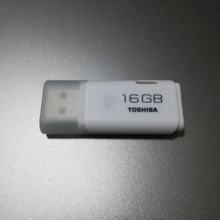 トウシバ(東芝)のUSB 16GB(PC周辺機器)
