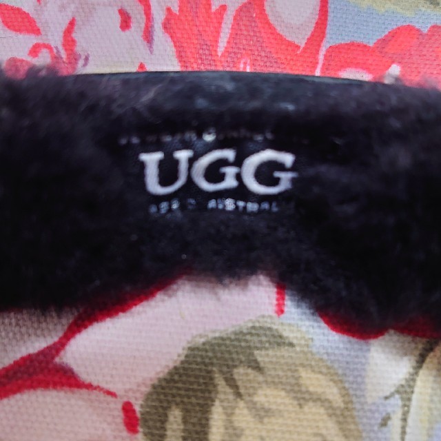 UGG(アグ)のUGG アグ イヤーマフ 耳あて ムートン 黒 ブラック レディースのファッション小物(イヤーマフ)の商品写真