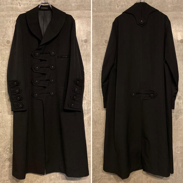 Yohji Yamamoto(ヨウジヤマモト)の美品 19AW ヨウジヤマモトオム ギャバ デカ釦ヘチマロングコート［526］ メンズのジャケット/アウター(ステンカラーコート)の商品写真