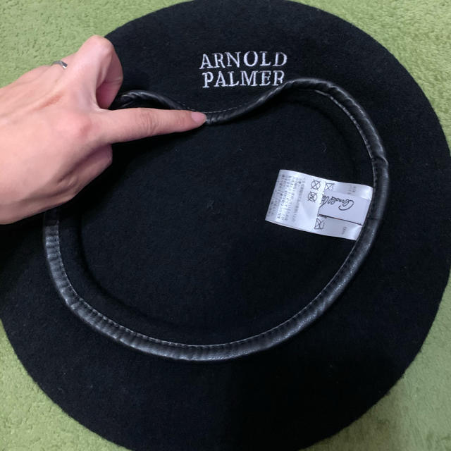 Arnold Palmer(アーノルドパーマー)のアーノルドパーマー ベレー帽 ブラック レディースの帽子(ハンチング/ベレー帽)の商品写真