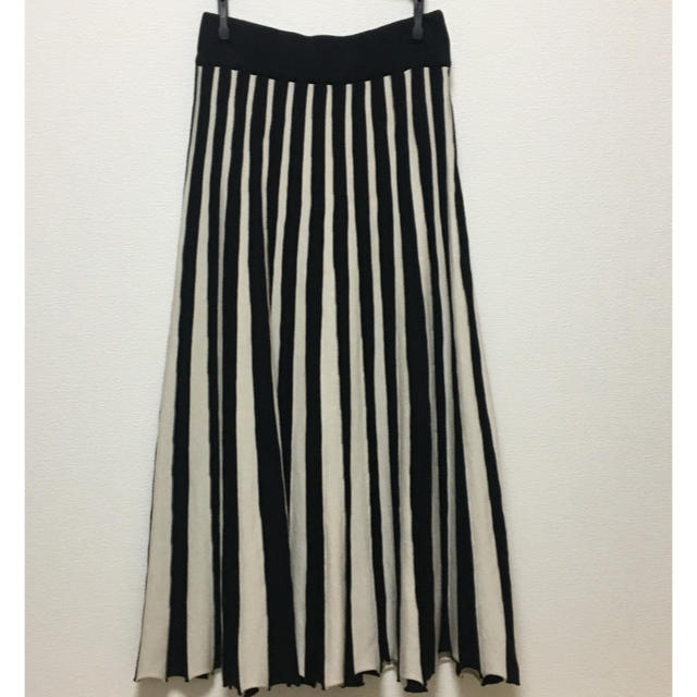今期購入】ロングスカートの通販 by RIKO's shop｜ラクマ
