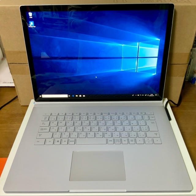 Microsoft(マイクロソフト)のSurface Book 2 15インチ SSD:512GB FUX-00010 スマホ/家電/カメラのPC/タブレット(ノートPC)の商品写真