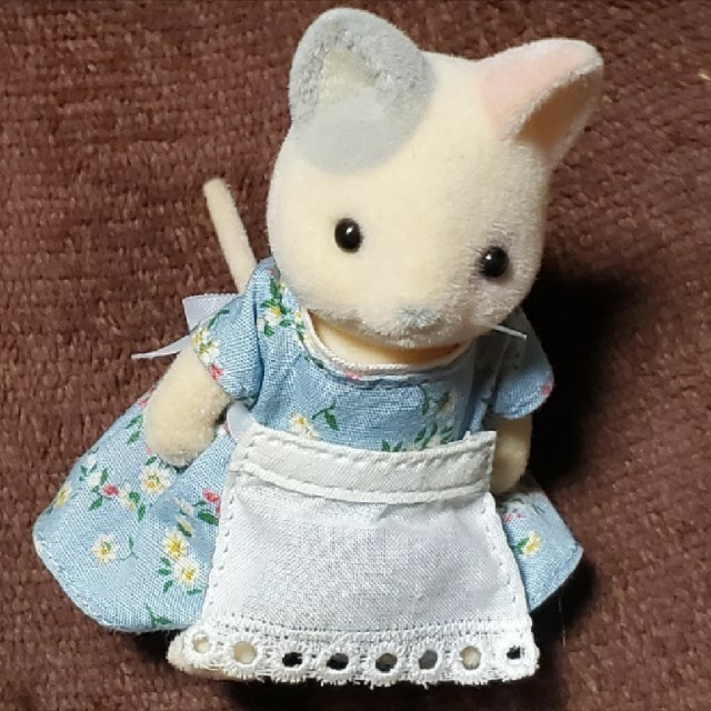 あぶぶ様専用 シルバニア 三毛猫&ランプスタンドセット | フリマアプリ ラクマ