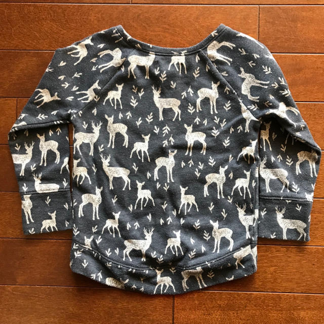 Old Navy(オールドネイビー)の🦌 鹿 森柄 トレーナー スウェット グレー キッズ/ベビー/マタニティのキッズ服女の子用(90cm~)(Tシャツ/カットソー)の商品写真