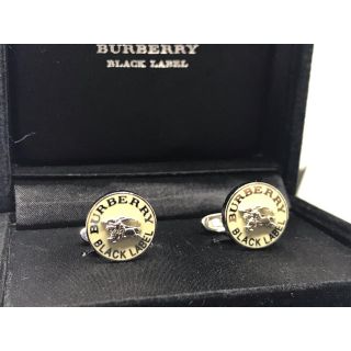 バーバリーブラックレーベル(BURBERRY BLACK LABEL)の箱付き　バーバリーブラックレーベル　カフス　カフリンクス　ホワイト(カフリンクス)