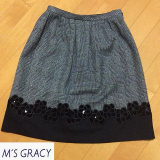 エムズグレイシー(M'S GRACY)のエムズグレイシー  チェック 花 スカート m's gracy(ひざ丈スカート)