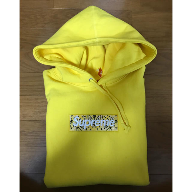 Supreme(シュプリーム)のSupreme Bandana Box Logo Hooded パーカー 黄色 メンズのトップス(パーカー)の商品写真