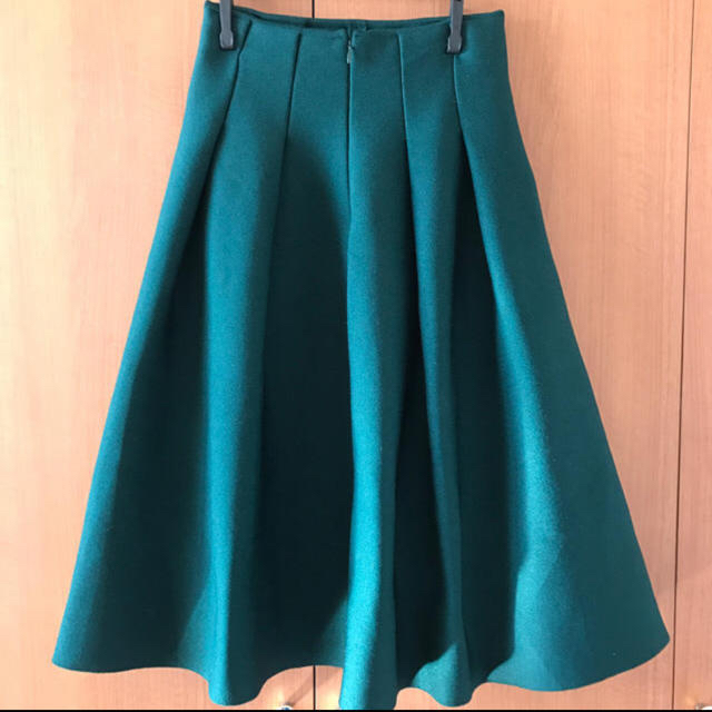 LE CIEL BLEU(ルシェルブルー)のルシェルブルータックニットフレアスカート レディースのスカート(ひざ丈スカート)の商品写真