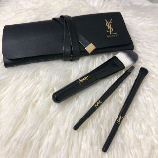 イヴサンローランボーテ(Yves Saint Laurent Beaute)のイヴサンローラン メイクブラシセット(コフレ/メイクアップセット)