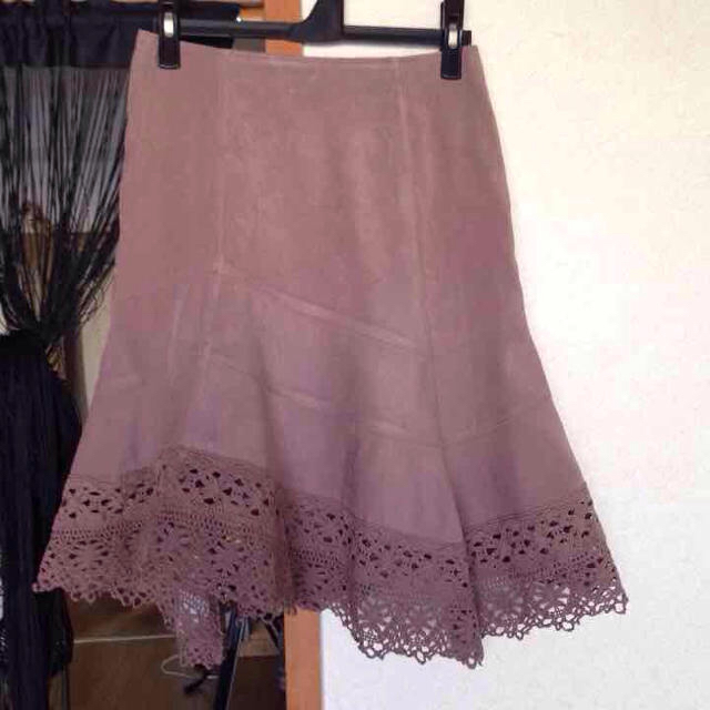 L'EST ROSE(レストローズ)のレストローズ☆マーメイド形 レディースのスカート(ひざ丈スカート)の商品写真