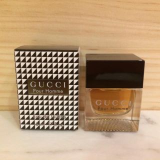 グッチ(Gucci)のGUCCI プールオム ミニ香水(香水(男性用))