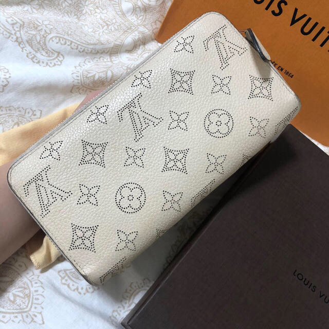 ルイヴィトン マヒナ ウォレット アイボリー LV-eastgate.mk