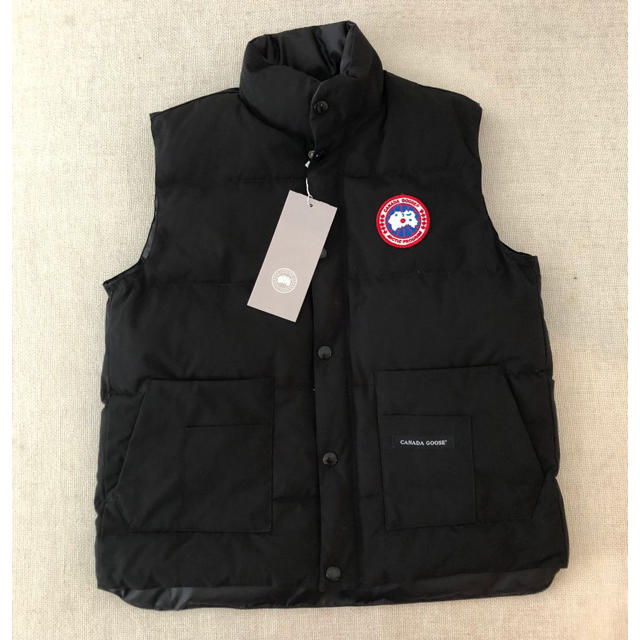 CANADA GOOSE(カナダグース)のカナダグース ダウンベスト 男女兼用 メンズのジャケット/アウター(ダウンベスト)の商品写真