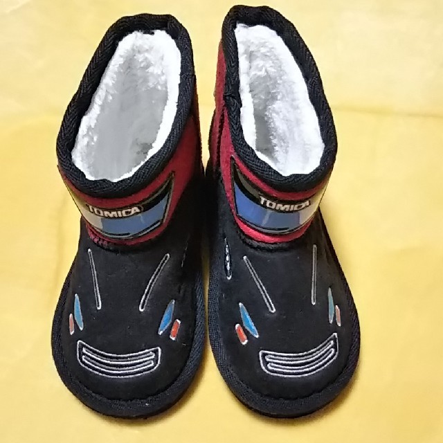 Takara Tomy(タカラトミー)のトミカ ブーツ 16cm キッズ/ベビー/マタニティのキッズ靴/シューズ(15cm~)(ブーツ)の商品写真