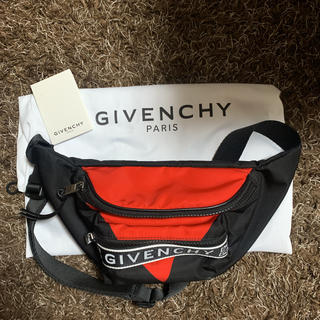 GIVENCHY ボディバッグ　ウエストポーチ