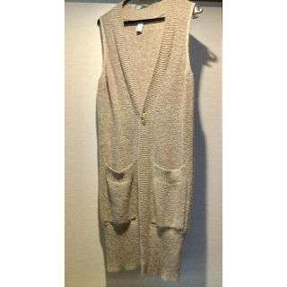 ザラ(ZARA)のべージュxゴールドのあったか&おしゃれなロングジレ／ロングベスト★中古美品(ベスト/ジレ)