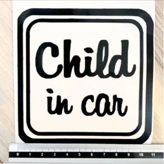 child in car （チャイルドインカー）カッティングステッカー　ブラック(車外アクセサリ)