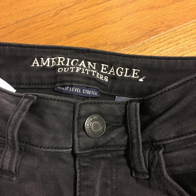 American Eagle(アメリカンイーグル)のAMERICAN EAGLEデニム レディースのパンツ(デニム/ジーンズ)の商品写真