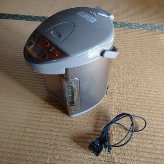 ゾウジルシ(象印)の電気ポット(ZOJIRUSHI)3リットル(電気ポット)