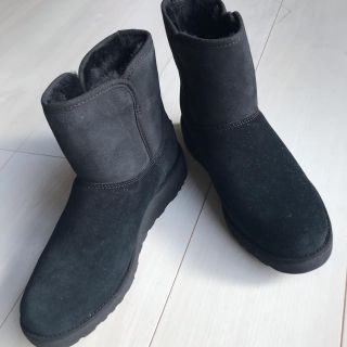 アグ(UGG)の新品　UGGクリスティン　希少23.5センチ(ブーツ)