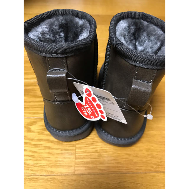 KIDS FORET(キッズフォーレ)の新品 キッズフォーレ ブーツ 15㎝ キッズ/ベビー/マタニティのキッズ靴/シューズ(15cm~)(ブーツ)の商品写真