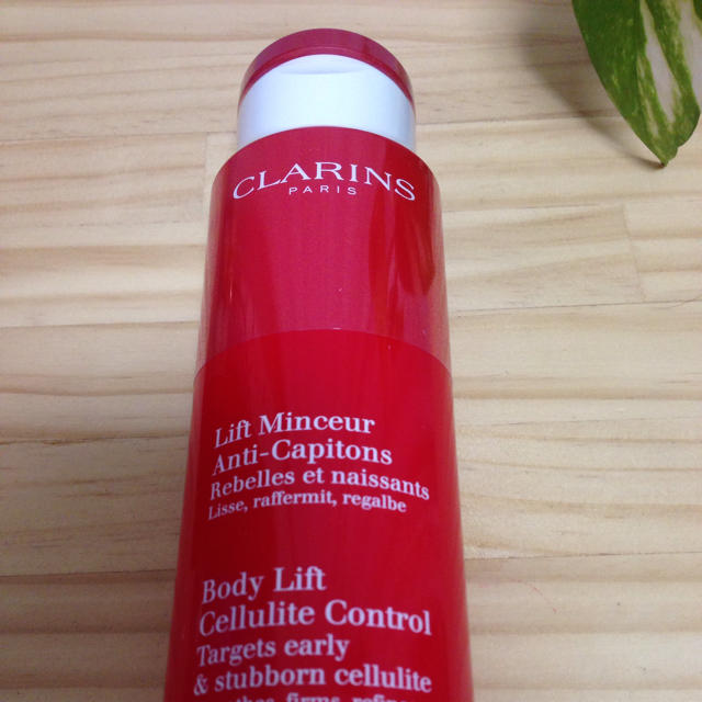 CLARINS(クラランス)のボディ引き締めクリーム コスメ/美容のボディケア(ボディクリーム)の商品写真