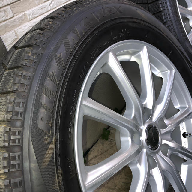 スタッドレス225/60R17 VRXアルファードヴェルファイア20系30系