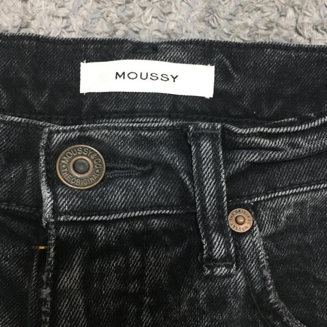 moussy(マウジー)のMVS BLACK SKINNY moussy 24インチ レディースのパンツ(デニム/ジーンズ)の商品写真