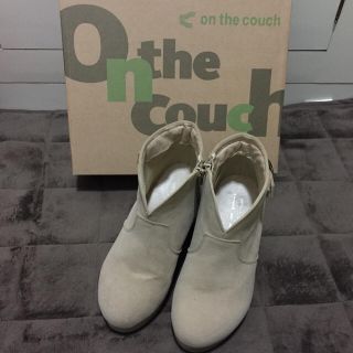 オンザカウチ(on the couch)のOn the Couch ブーティ(ブーティ)