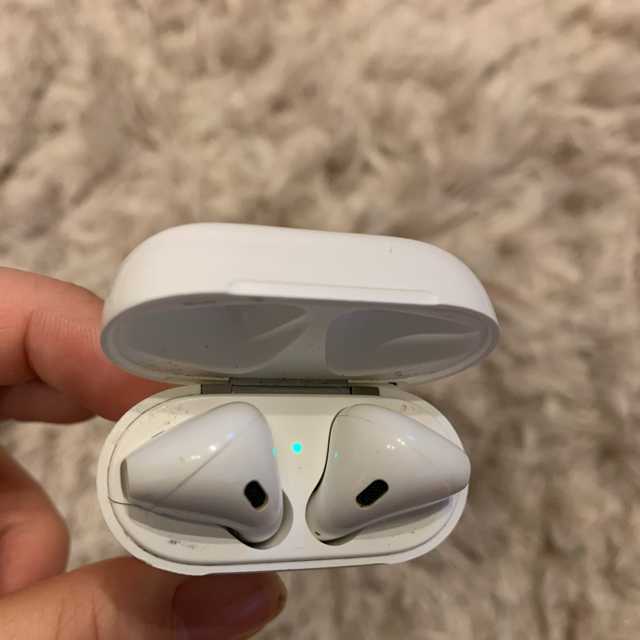 AirPods