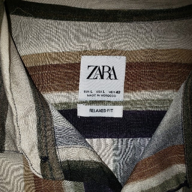 ZARA(ザラ)のザラ　新品タグ付き　ストライプ　プリント　シャツ メンズのトップス(シャツ)の商品写真