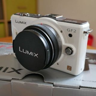 パナソニック(Panasonic)のハル0227様専用　LUMIX GF2レンズセット　14mm/2.5 ASPH(ミラーレス一眼)