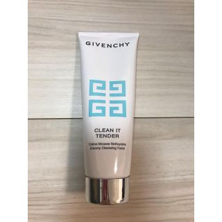 ジバンシィ(GIVENCHY)のGIVENCHY クリーミィ クレンジングフォーム(洗顔料)