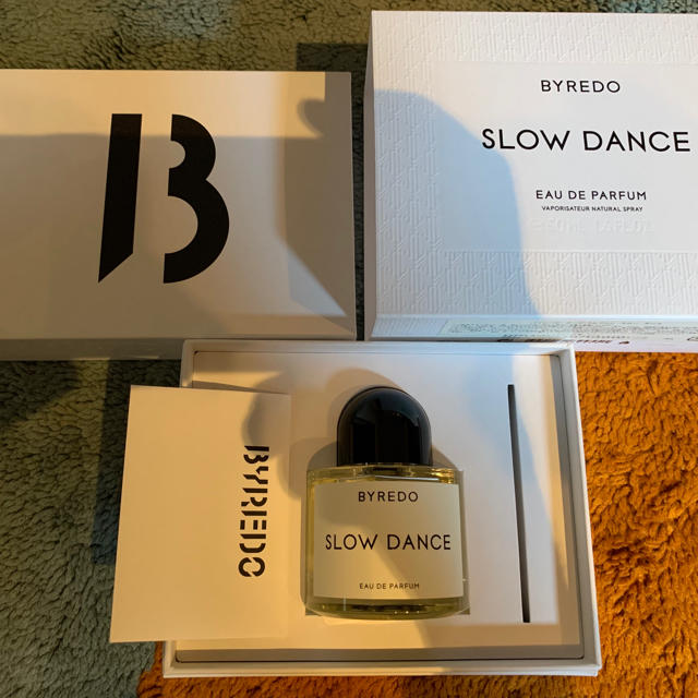 TOMORROWLAND(トゥモローランド)のByredo-Slow Dance コスメ/美容の香水(ユニセックス)の商品写真