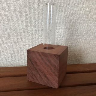 カリモクカグ(カリモク家具)のカリモク☆ノベルティ　一輪挿し(花瓶)