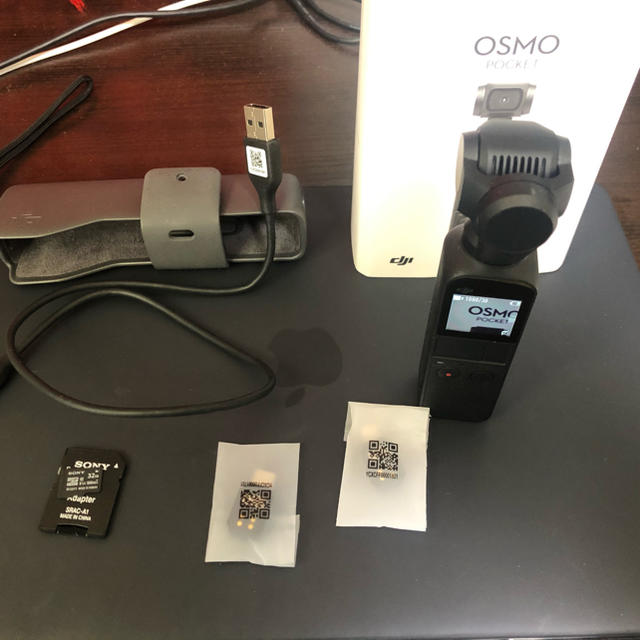 ビデオカメラOSMO POCKET + MicroSD 32GB