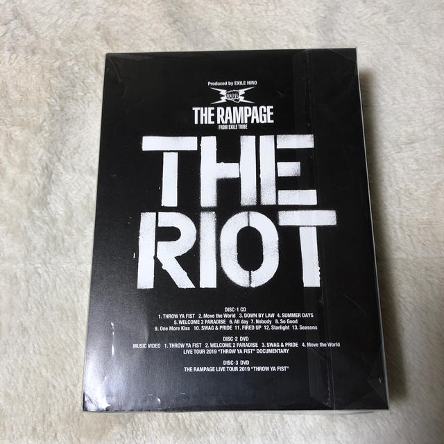 THE RAMPAGE(ザランページ)のTHE RIOT CD+2DVD エンタメ/ホビーのDVD/ブルーレイ(ミュージック)の商品写真