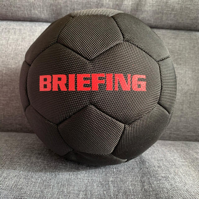 BRIEFING(ブリーフィング)の超希少！ブリーフィング  サッカーボール  非売品 スポーツ/アウトドアのサッカー/フットサル(ボール)の商品写真