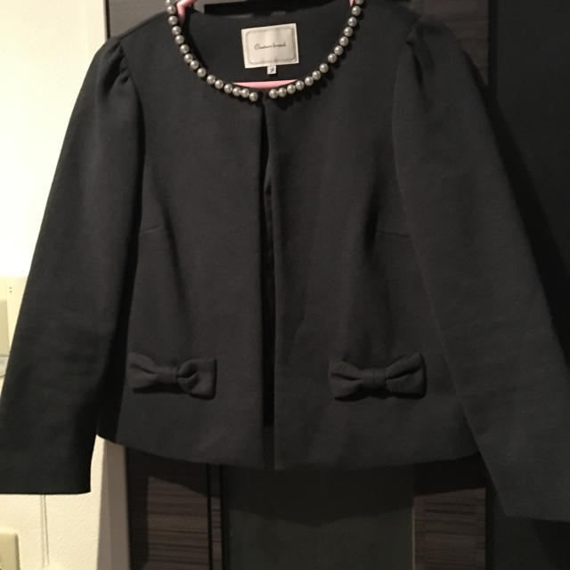 Couture Brooch(クチュールブローチ)のクチュールブローチ パールリボンジャケット レディースのジャケット/アウター(ノーカラージャケット)の商品写真