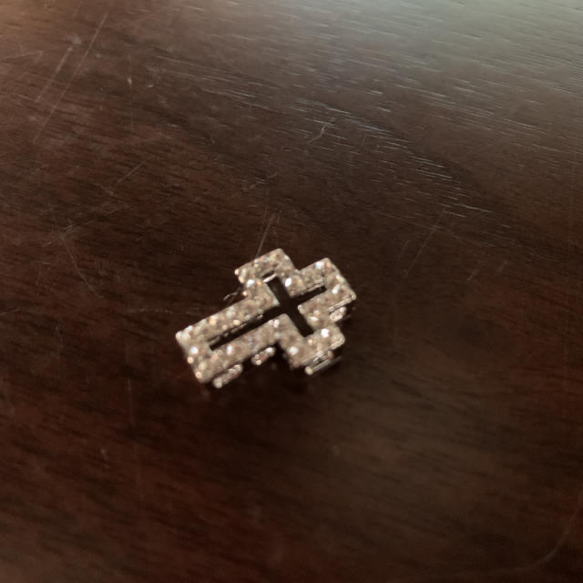 クロス（十字架）ペンダントトップ レディースのアクセサリー(ネックレス)の商品写真