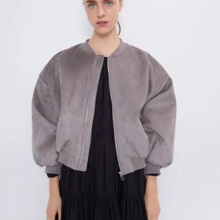 ザラ(ZARA)の新品タグ付き❤️ZARA 今季完売‼️スエード風ボンバージャケット Lサイズ(ブルゾン)