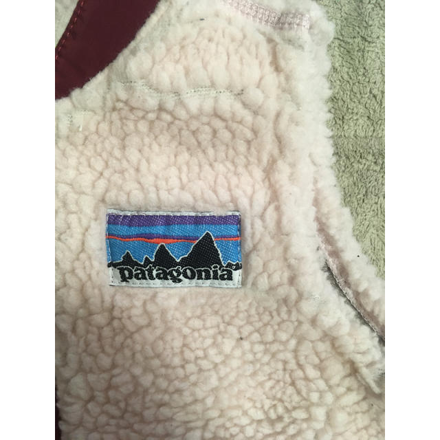 patagonia(パタゴニア)のpatagonia kids フリースベスト　12M パタゴニア レトロ キッズ/ベビー/マタニティのベビー服(~85cm)(ジャケット/コート)の商品写真